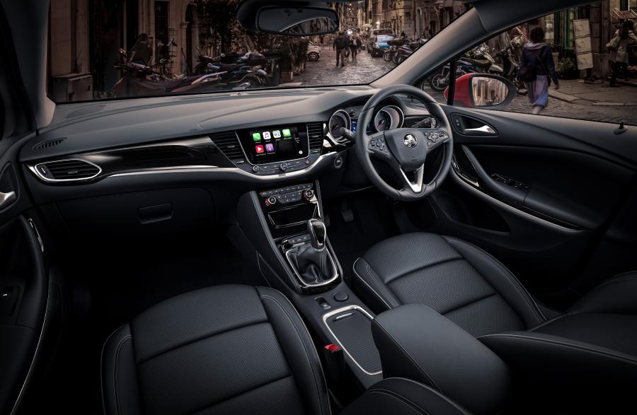 Торпедо Holden Astra RSV 2016 года  (фото 8 из 26)
